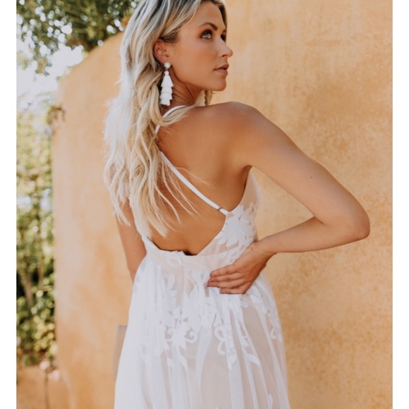 LONGINA White Lace Maxi Dress - Picture 8 of 8